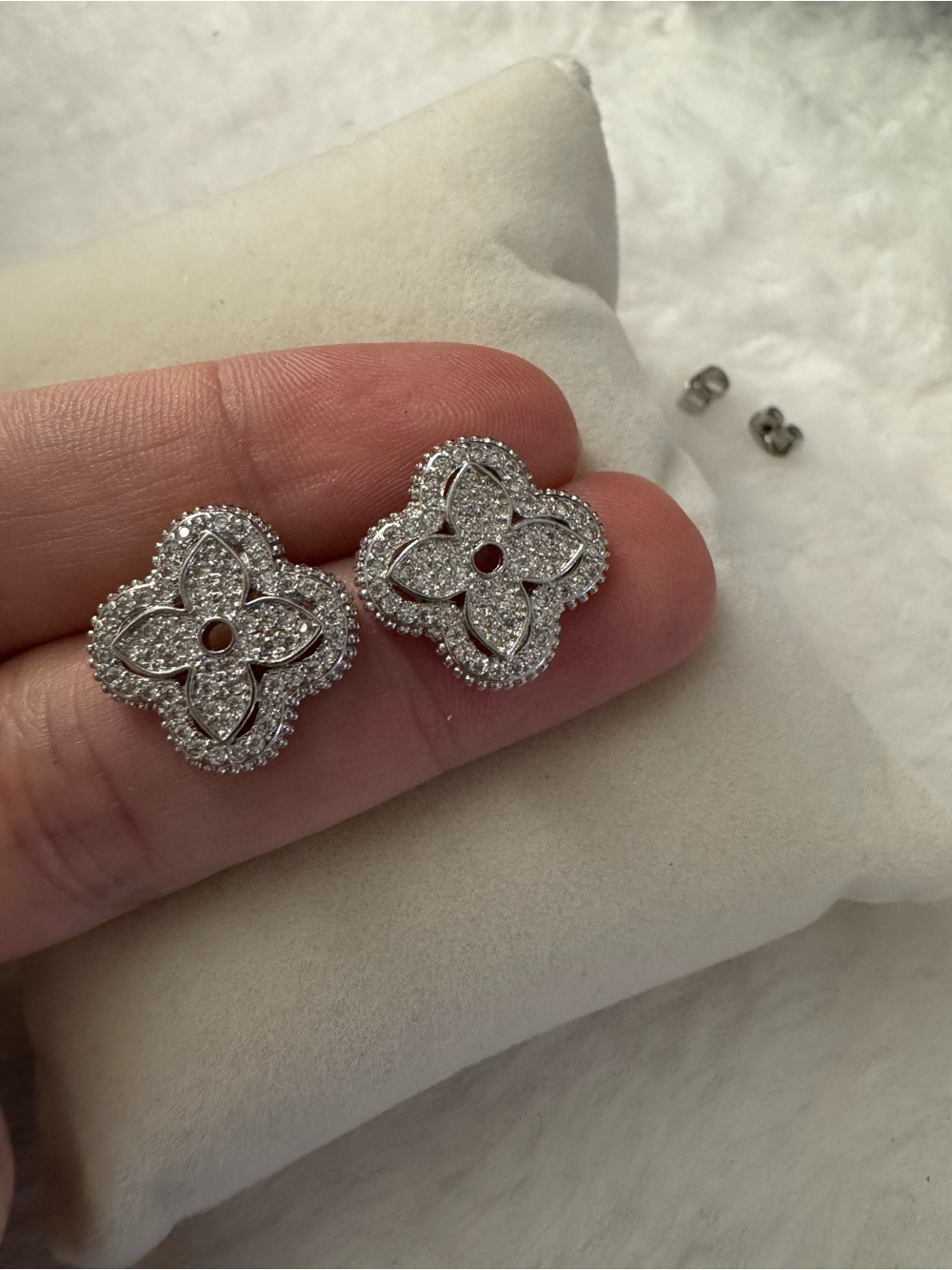 Elegant Silver Floral Pavé Stud Earrings - White Crystal
